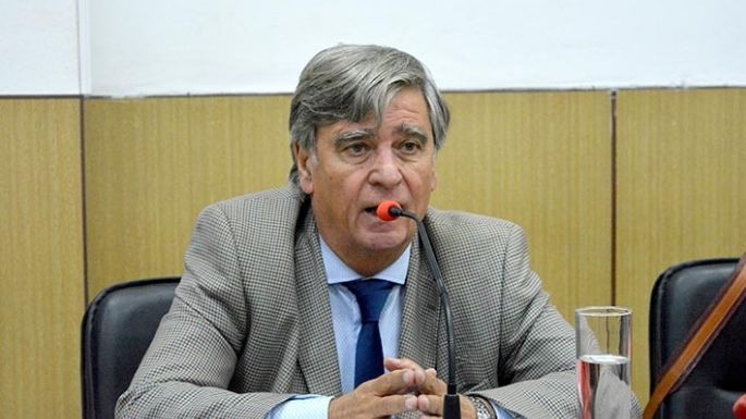 “Demostramos en la interpelación que era un funcionario part time”