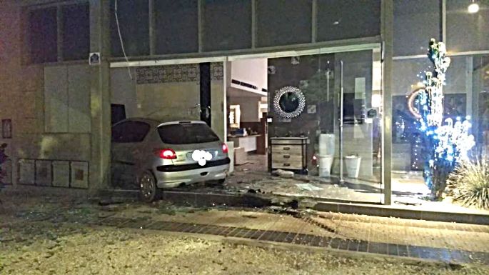 Dos jóvenes al hospital