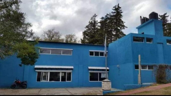 La Cumbre: hicieron un boquete y robaron 24 notebooks y una computadora en un colegio