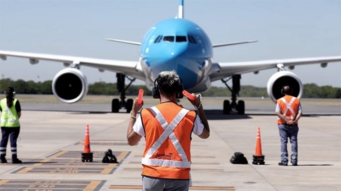 Partió desde Moscú el tercer vuelo de Aerolíneas transportando las dosis de vacunas Sputnik V