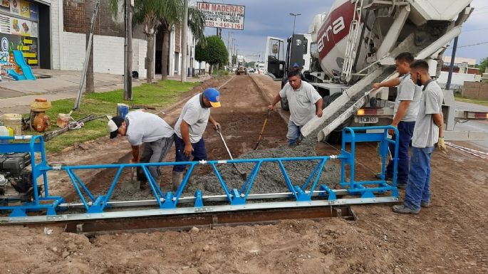 Solucionaron un reclamo de vecinos por estancamiento de agua en avenida Perón