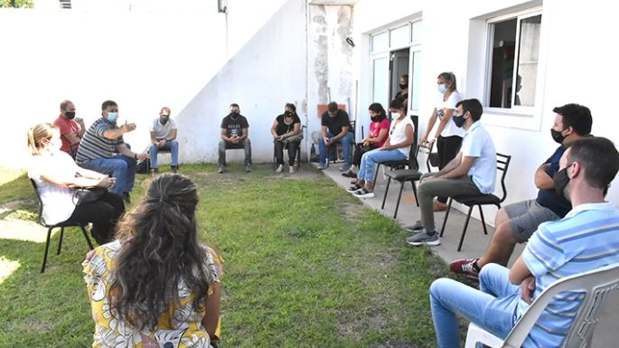 Fumigadores ofrecieron dar una charla a vecinos