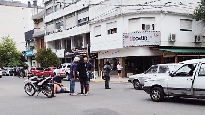 Un menor fracturado y otros tres motociclistas con múltiples heridas