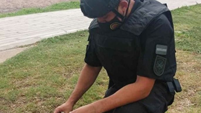 Insólito: hallaron un proyectil de mortero calibre 81 en la costanera de Villa María