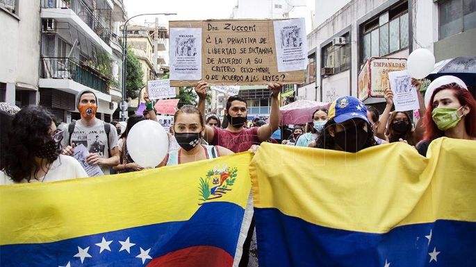 "Dios mío, gracias que no me acuerdo nada", dijo la venezolana abusada en un local de Balvanera