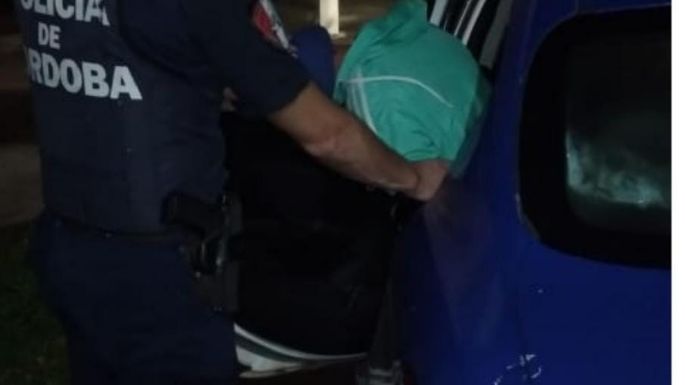 Dos jóvenes detenidos por resistencia a la autoridad