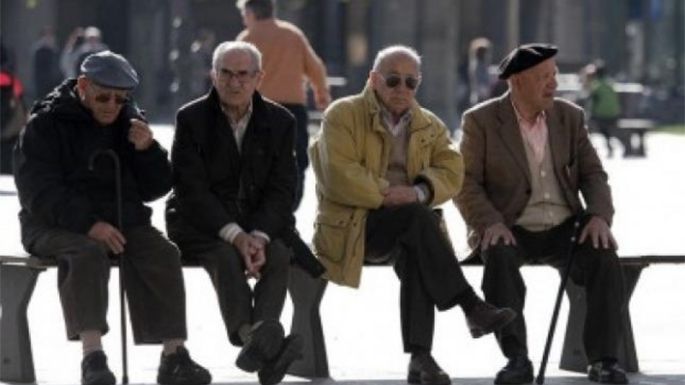 El Papa estableció el cuarto domingo de julio como la Jornada Mundial de los Abuelos y los Mayores
