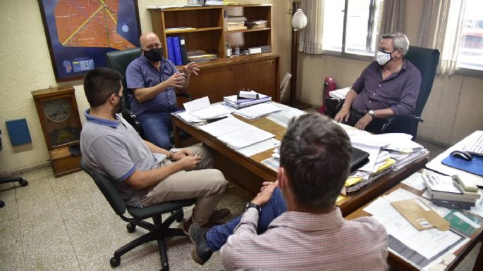 Municipio y EPEC coordinaron el refuerzo del suministro eléctrico para los cinco centros de vacunación contra el covid