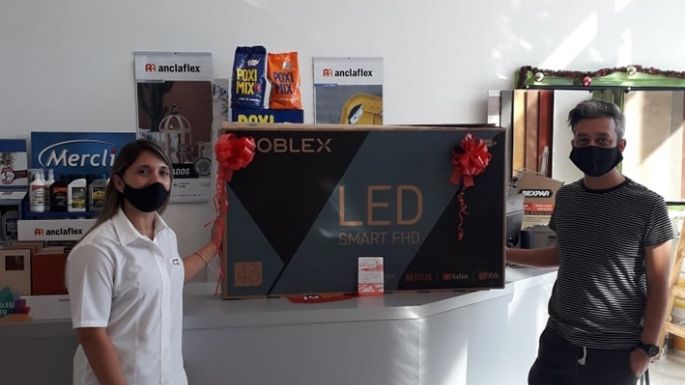 Pintesur sorteó  un smart TV de 43”