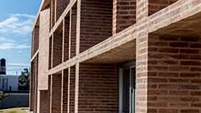 Un hospital cordobés, primero A PURO LADRILLO