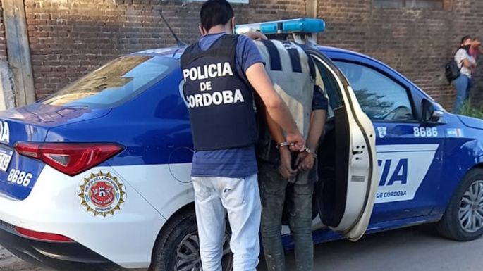 Detuvieron a cuatro hombres por cometer distintos robos con armas