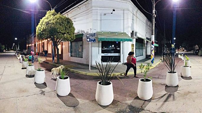 Prueba piloto de senda peatonal en zona comercial y gastronómica