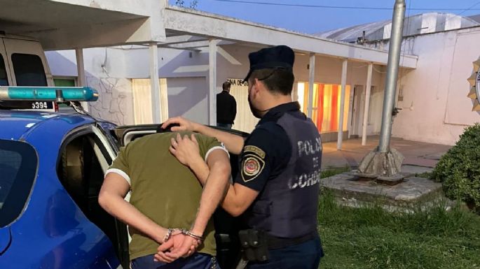 Un joven de 23 años fue detenido por intentar robar un teléfono
