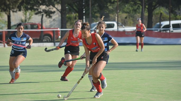 San Martín ganó y clasificó