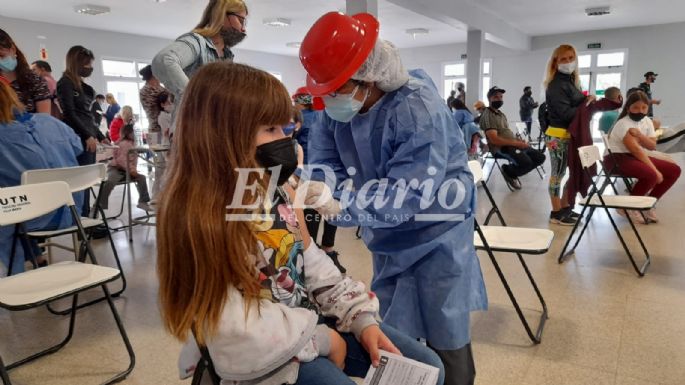 [FOTOS] Villa María comenzó a vacunar contra COVID-19 a los niños