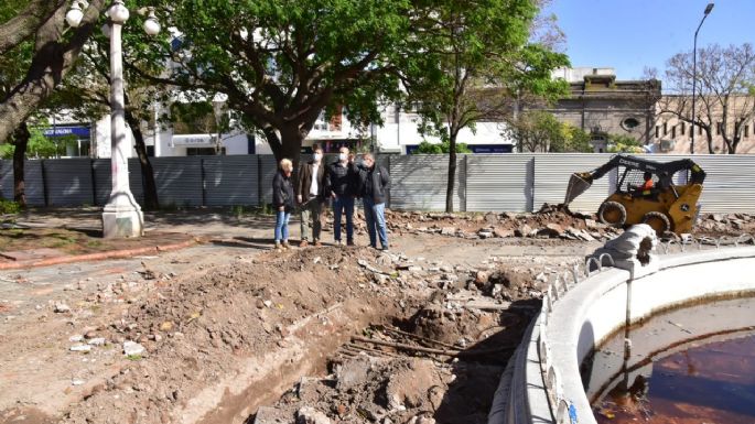 Reformas a la plaza Centenario: “Estamos restaurando una obra de arte"