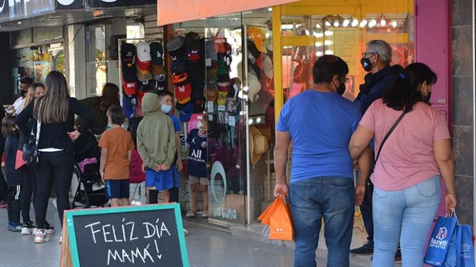 El comercio tuvo un “alivio” con las ventas del Día de la Madre