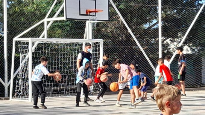 Inauguraron el playón deportivo del barrio Las Acacias