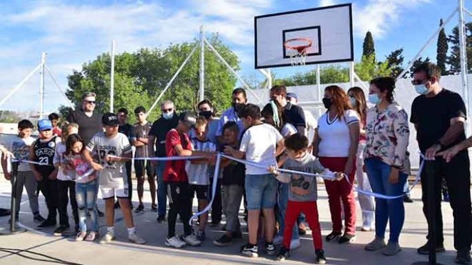 El playón deportivo hecho por mujeres ya es una realidad