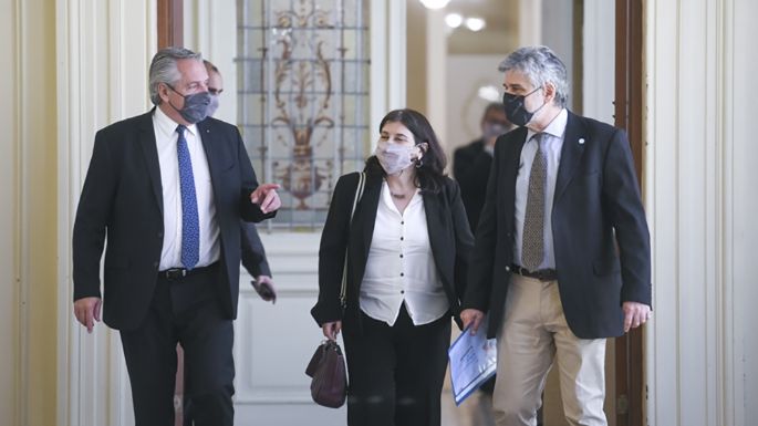 Otorgaron otro aumento del 10% a los investigadores del Conicet