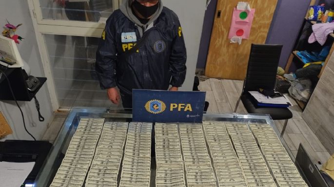 Realizan 84 allanamientos en Rosario que apuntan a "Los Monos" y otras bandas