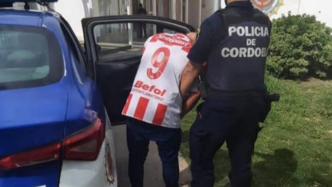 Detuvieron a un limpiavidrios por increpar a una mujer mayor