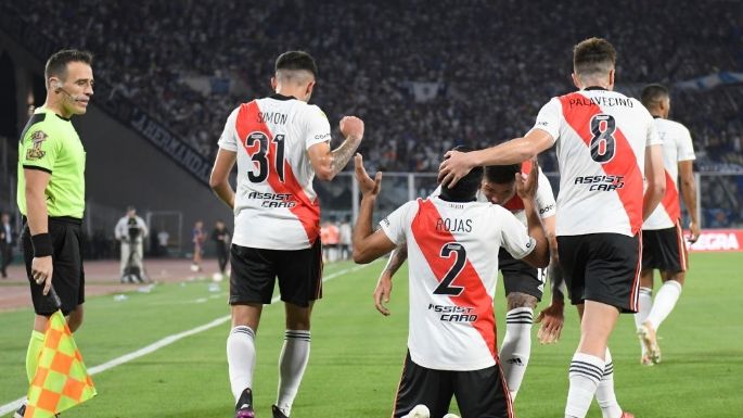 River le ganó 2-0 a Talleres y se afirma en la punta del torneo