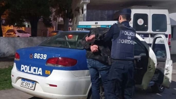 Apresaron en la madrugada al ladrón “rompeventanas”