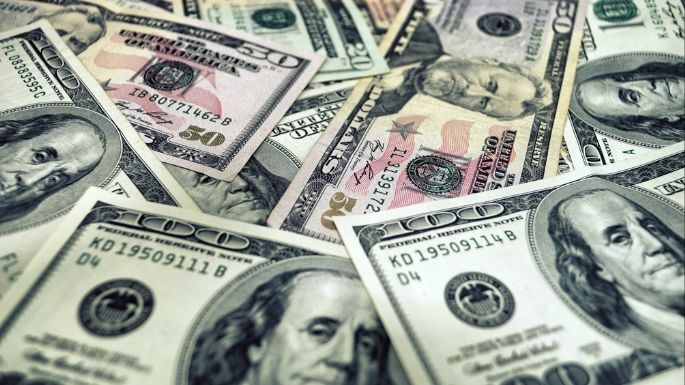 El dólar cotiza a $ 104,75 en el Banco Nación y el CCL sube 1,1% hasta $ 181,24