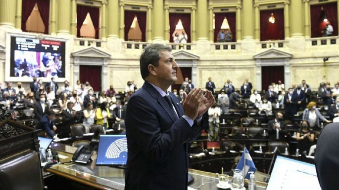 Diputados tratará el martes la renuncia de Sergio Massa