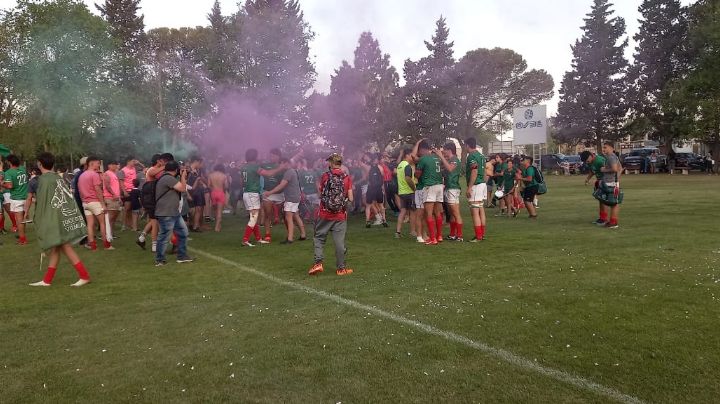 Triunfo del Jockey por 29 a 6