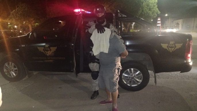 Detuvieron a un hombre por “delivery” de drogas