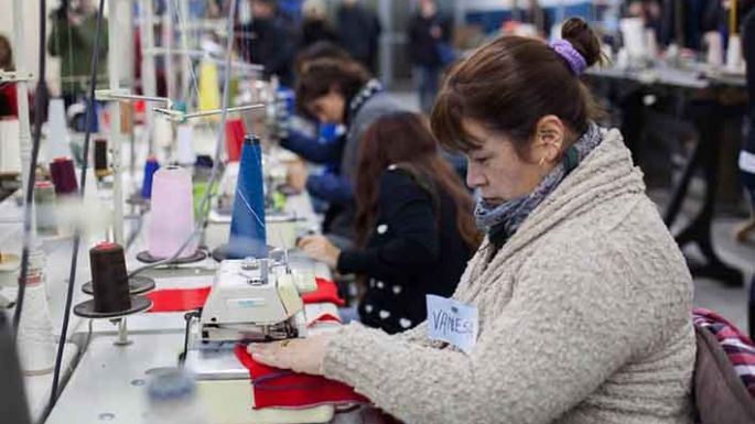 En septiembre crecieron la actividad industrial y la construcción
