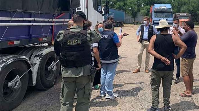 Desbarataron una operación de contrabando de granos