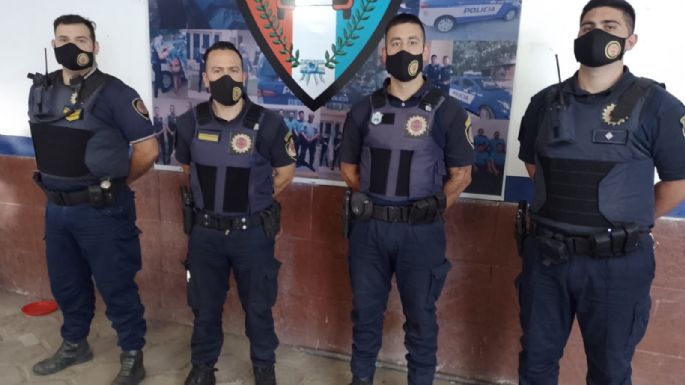 Policías asistieron a una mujer que dio a luz en su vivienda