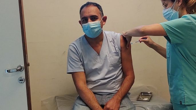 Personal del Pasteur se vacunó con la tercera dosis