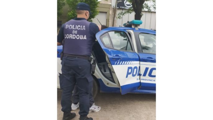 Ingresó a la vivienda de una adulta mayor y la amenazó de muerte