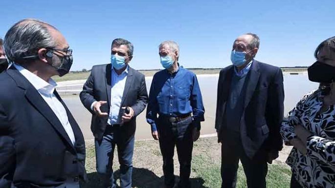 Inauguraron los piletones