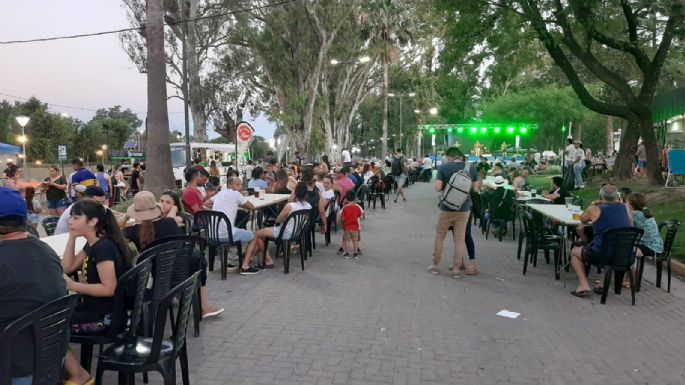 Sabor, baile y humor en la Fiesta de la Comida al Disco