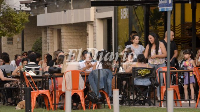 [FOTOS] Con un feriado a puro calor, la Costanera fue la protagonista