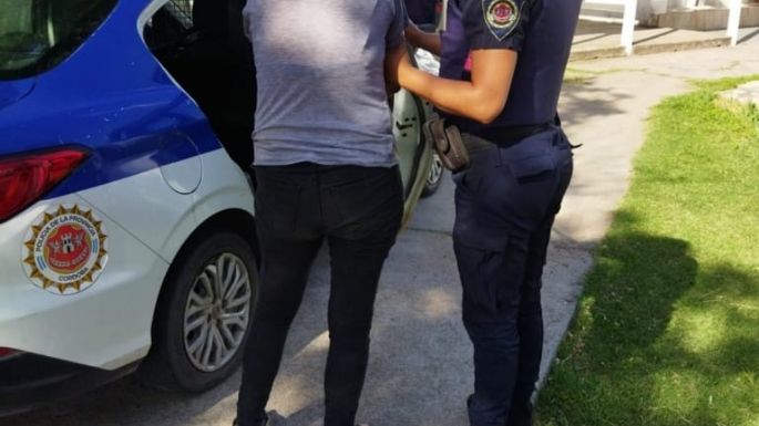 Detuvieron a una mujer por golpear a su pareja