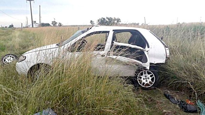 Volcó un auto con cinco viajeros: murieron todos