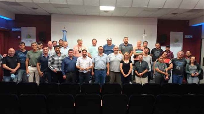 Cooperativas locales renovaron su apoyo a la fábrica de soda recuperada