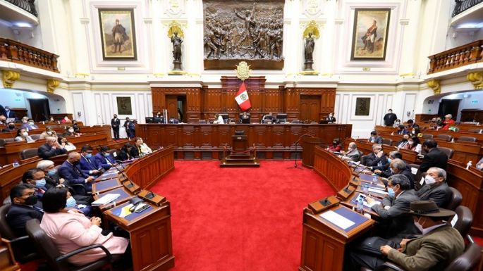 La oposición presentó un pedido de destitución contra el presidente Castillo