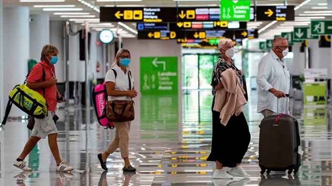 Distintas miradas sobre el fin de las cuotas para viajar al exterior
