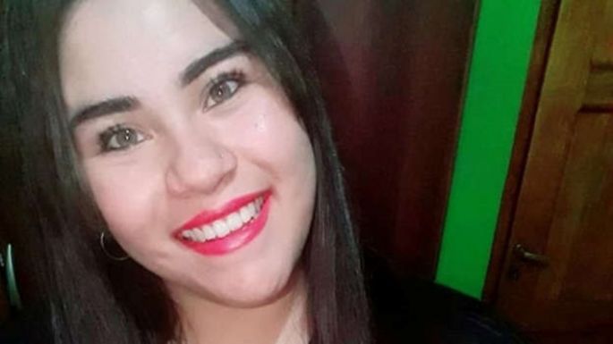 Una joven fue devorada por perros y un incendio provocó tres muertes