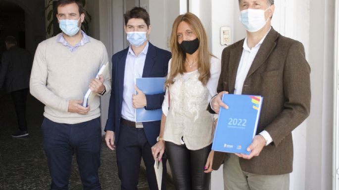 Tributos: armaron paquete para aliviar a contribuyentes locales