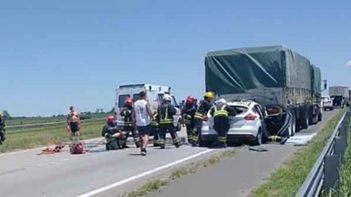 Incendio y colisión en la autopista