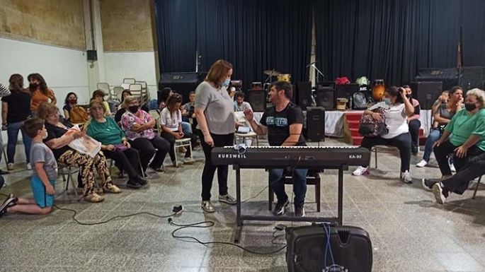 Cantando por mi ciudad