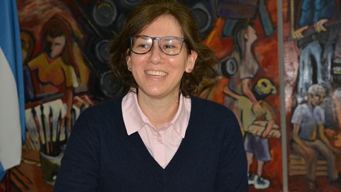 Buscan combatir las noticias falsas en adolescentes